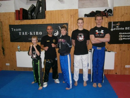 MANU and TAE KI BO  friends: LEVENTE,MAXI,LISA and MARTIN